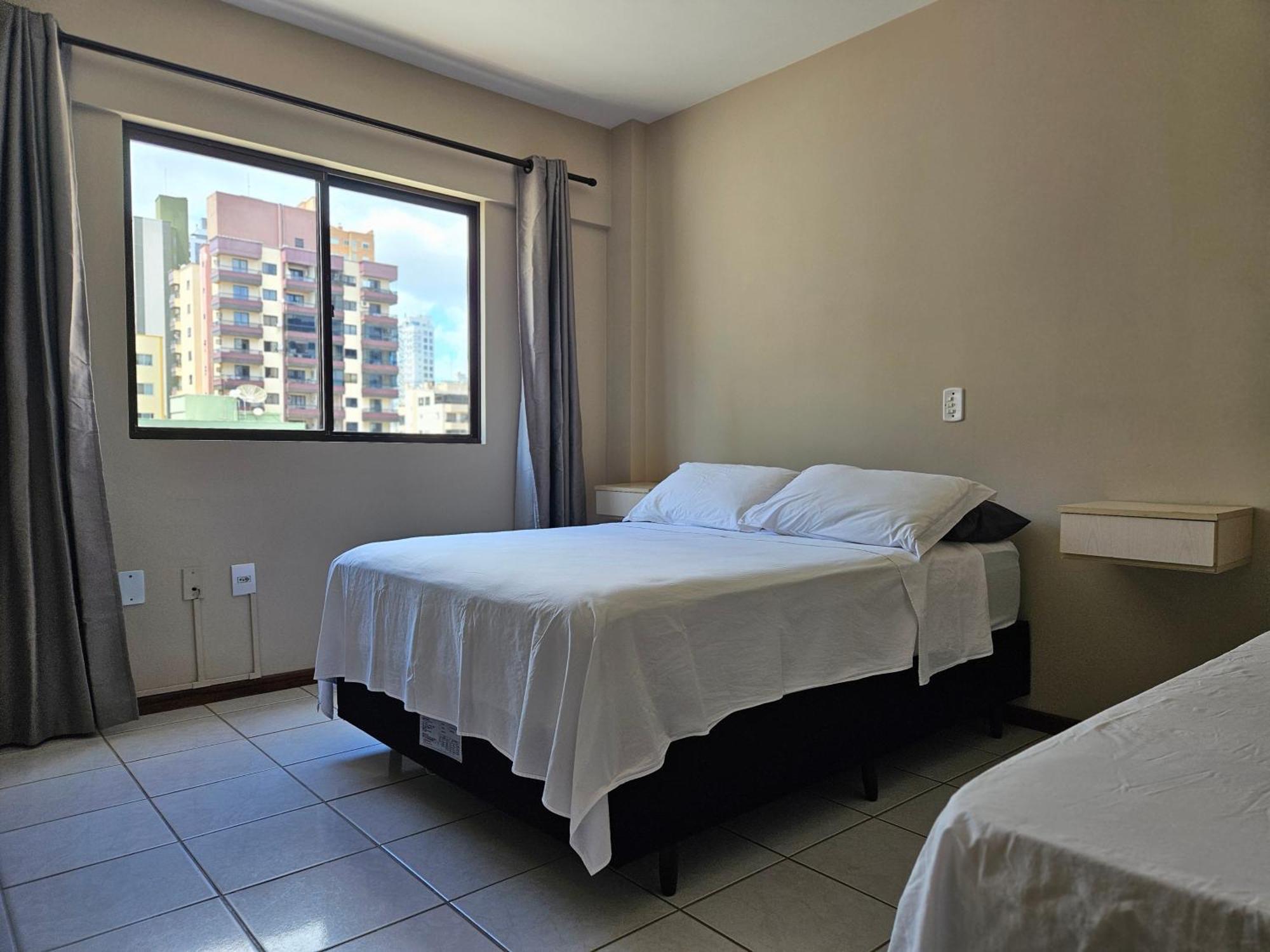 2 Quartos A 200Mts Praia Central, Garagem, Churrasqueira, Wi-Fi 90 Mbps, Pet Friendly Balneário Camboriú Eksteriør billede