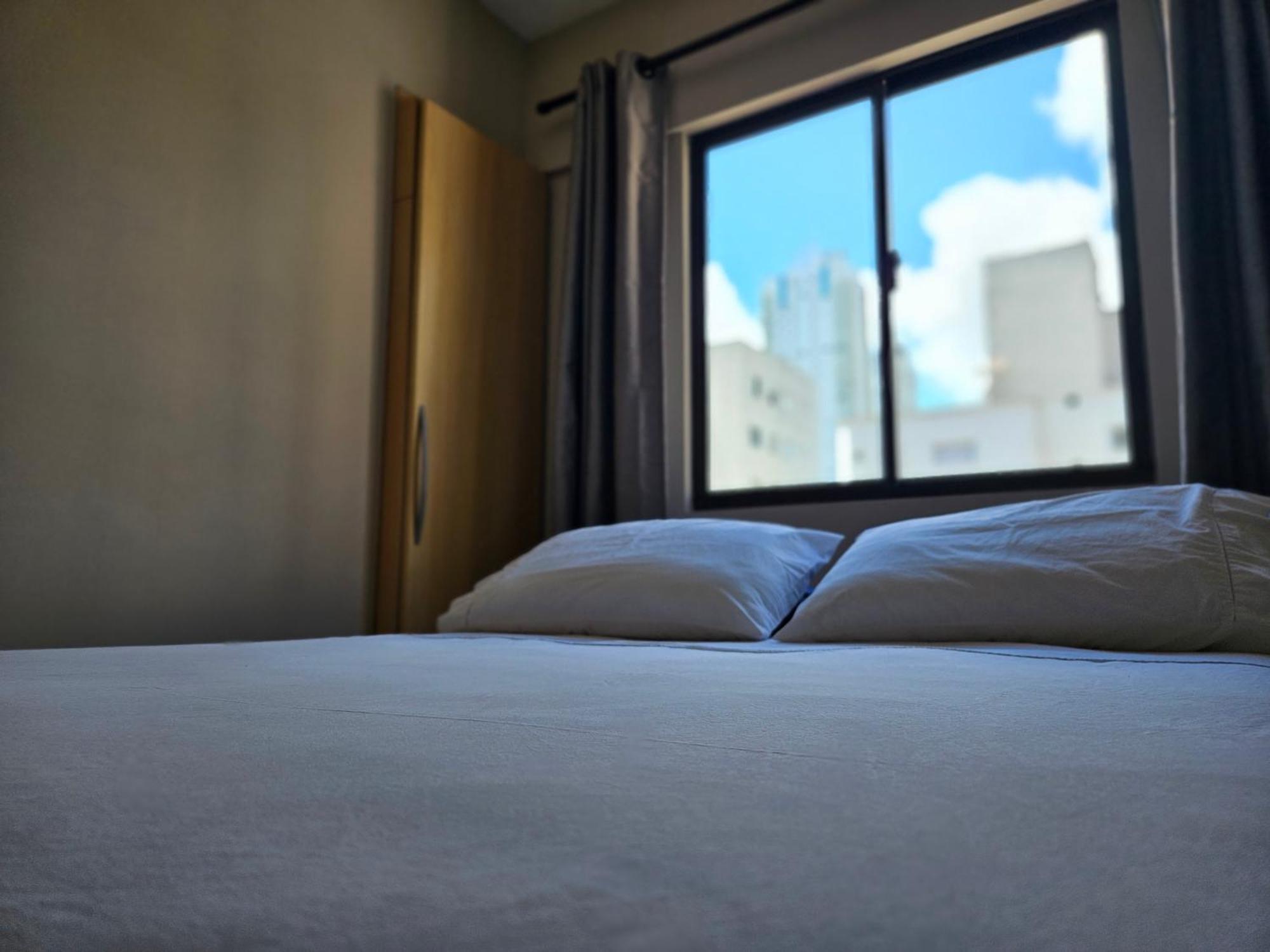 2 Quartos A 200Mts Praia Central, Garagem, Churrasqueira, Wi-Fi 90 Mbps, Pet Friendly Balneário Camboriú Eksteriør billede