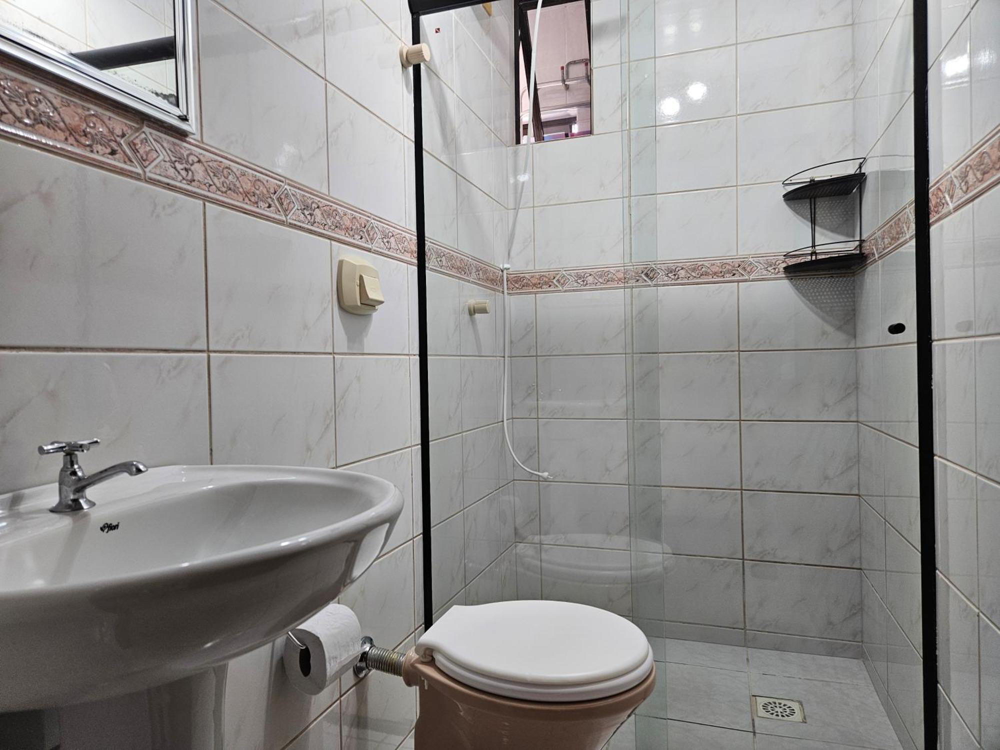 2 Quartos A 200Mts Praia Central, Garagem, Churrasqueira, Wi-Fi 90 Mbps, Pet Friendly Balneário Camboriú Eksteriør billede