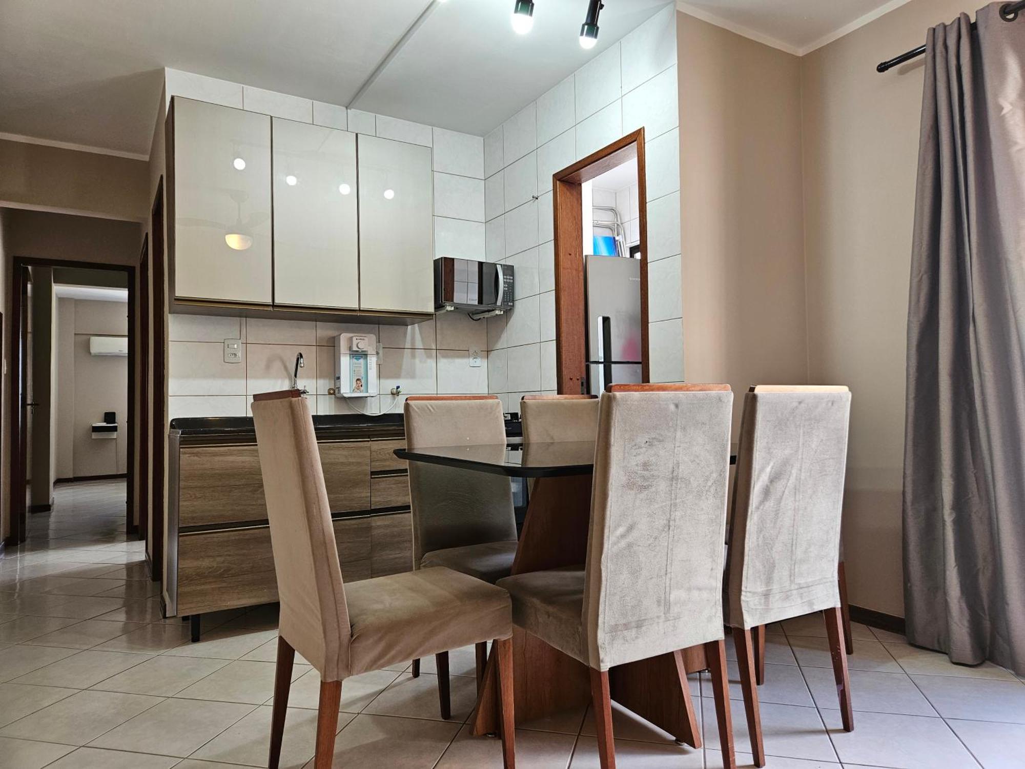 2 Quartos A 200Mts Praia Central, Garagem, Churrasqueira, Wi-Fi 90 Mbps, Pet Friendly Balneário Camboriú Eksteriør billede